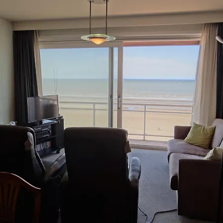 Apartment In Nieuwpoort For 6 Persons