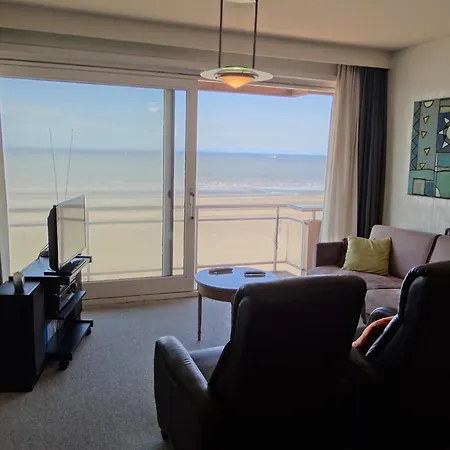 Apartment In Nieuwpoort For 6 Persons