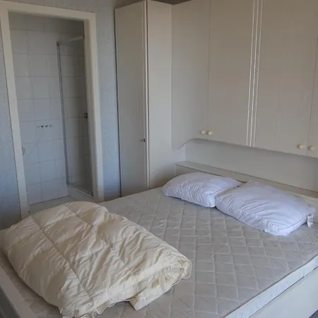 Apartment In Nieuwpoort For 6 Persons *