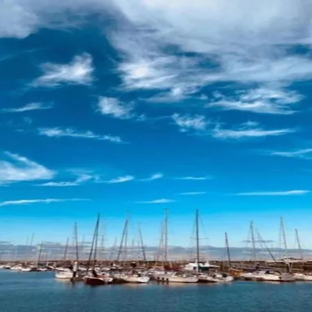 Apartment Cape Horn Right On The